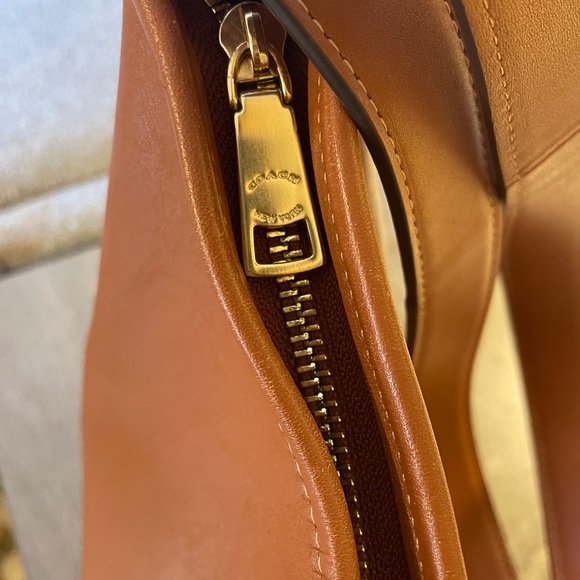 Coach Jude Duffle Bag - Picture 5 of 12